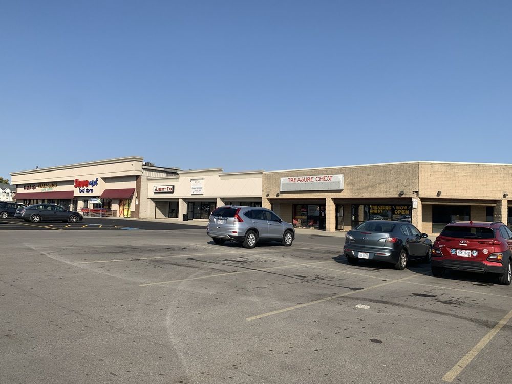 Save-A-Lot Anchored Center: 4900 West Broad Street, Columbus, OH 43228